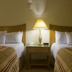 Hotel At Leeming Bar
