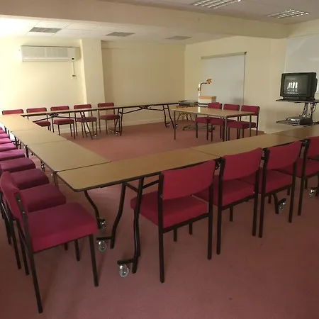 At Leeming Bar Hotel