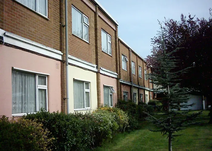 At Leeming Bar Hotel